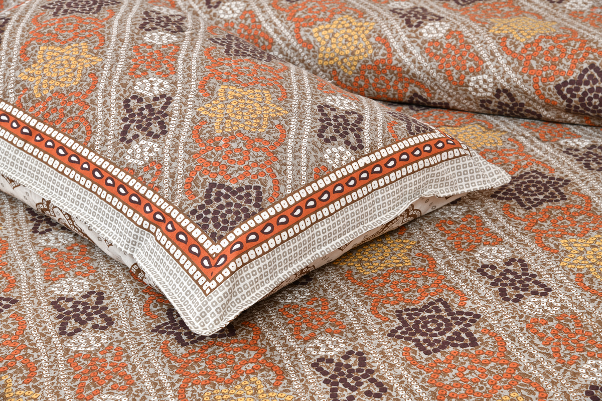 King Size Cotton Bedsheet. 90x108 inch approx. 1 Bedsheet 2 Pillow Covers.