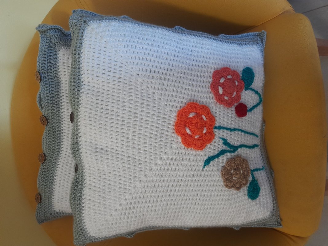 Spring Themed Cushion Cover 